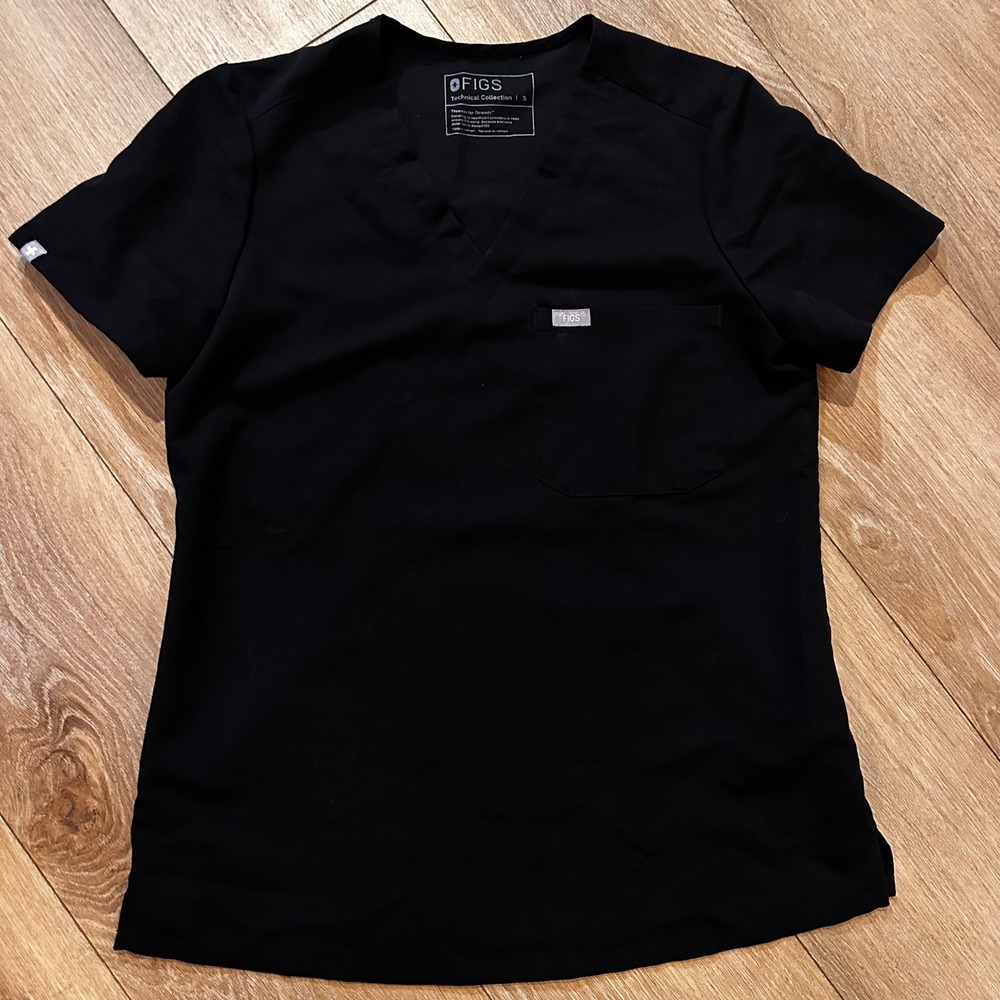 FIGS Casma Three-Pocket Scrub Top Black V-Neck Short Sleeve S FW1000